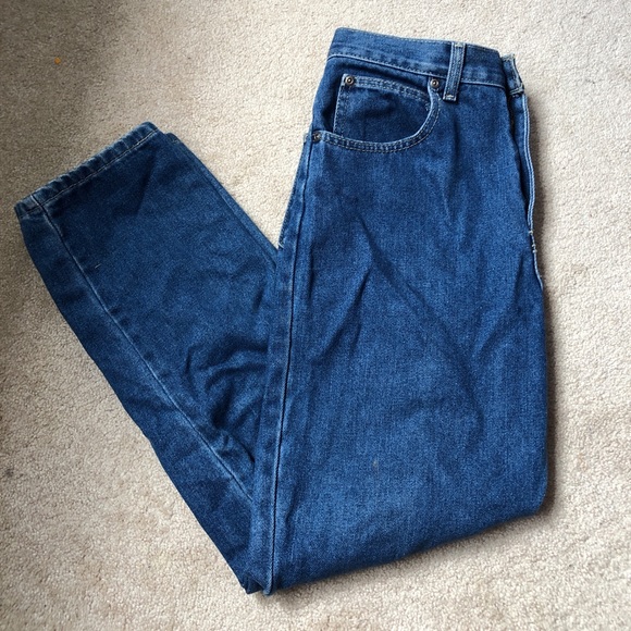 Mom Jeans - Picture 3 of 4